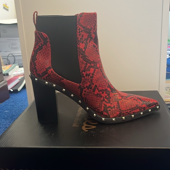 Charles by Charles David Dodger Booties | never worn - Picture 2 of 10